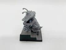 Amazon.co.jp: シークレットウルトラ超獣名鑑「カネゴンの繭